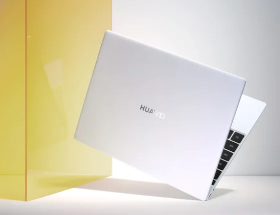 Корпус HUAWEI MateBook X толщиной 13,6 мм выполнен из сплава магния и алюминия Корпус HUAWEI MateBook X толщиной 13,6 мм выполнен из сплава магния и алюминия
