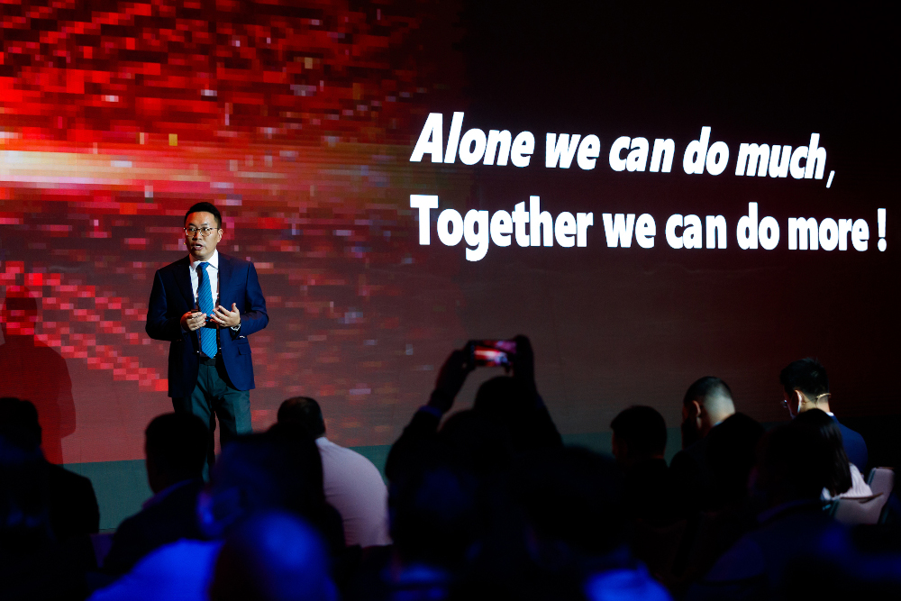 Президент Huawei в регионе Евразия Дэниел Чжоу: создание ценности для ИКТ-отрасли в рамках концепции «Сообщество единого цифрового будущего»