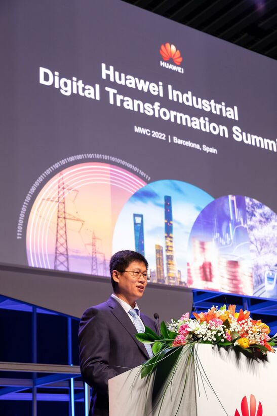 полномасштабные цифровые сценарии Huawei представляет полномасштабные цифровые сценарии для центров обработки данных и интеллектуальных кампусов